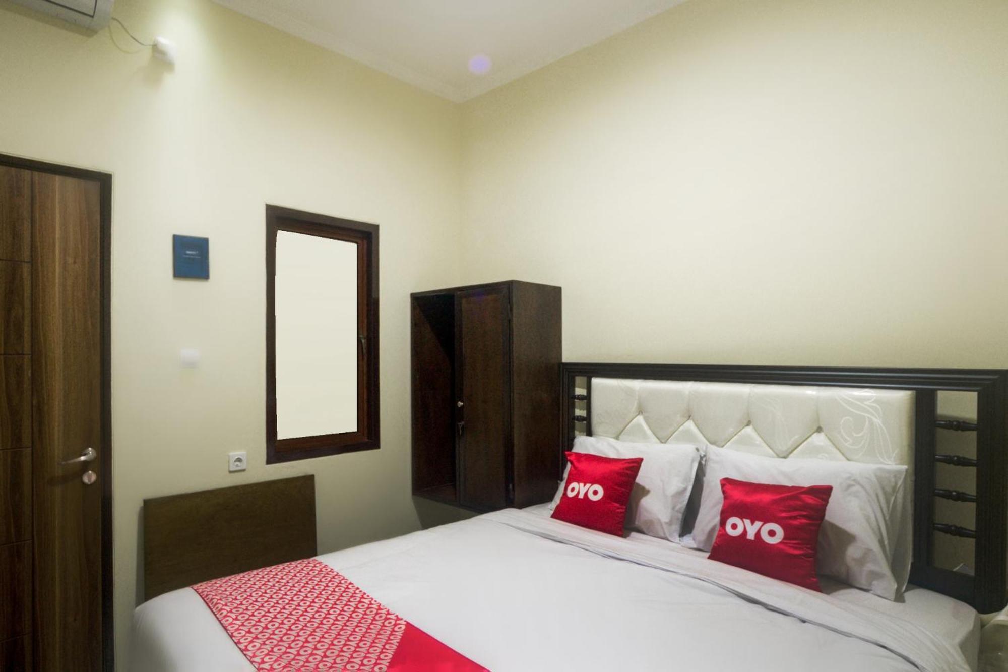 Super Oyo 3354 Homia Residence Mencil Экстерьер фото