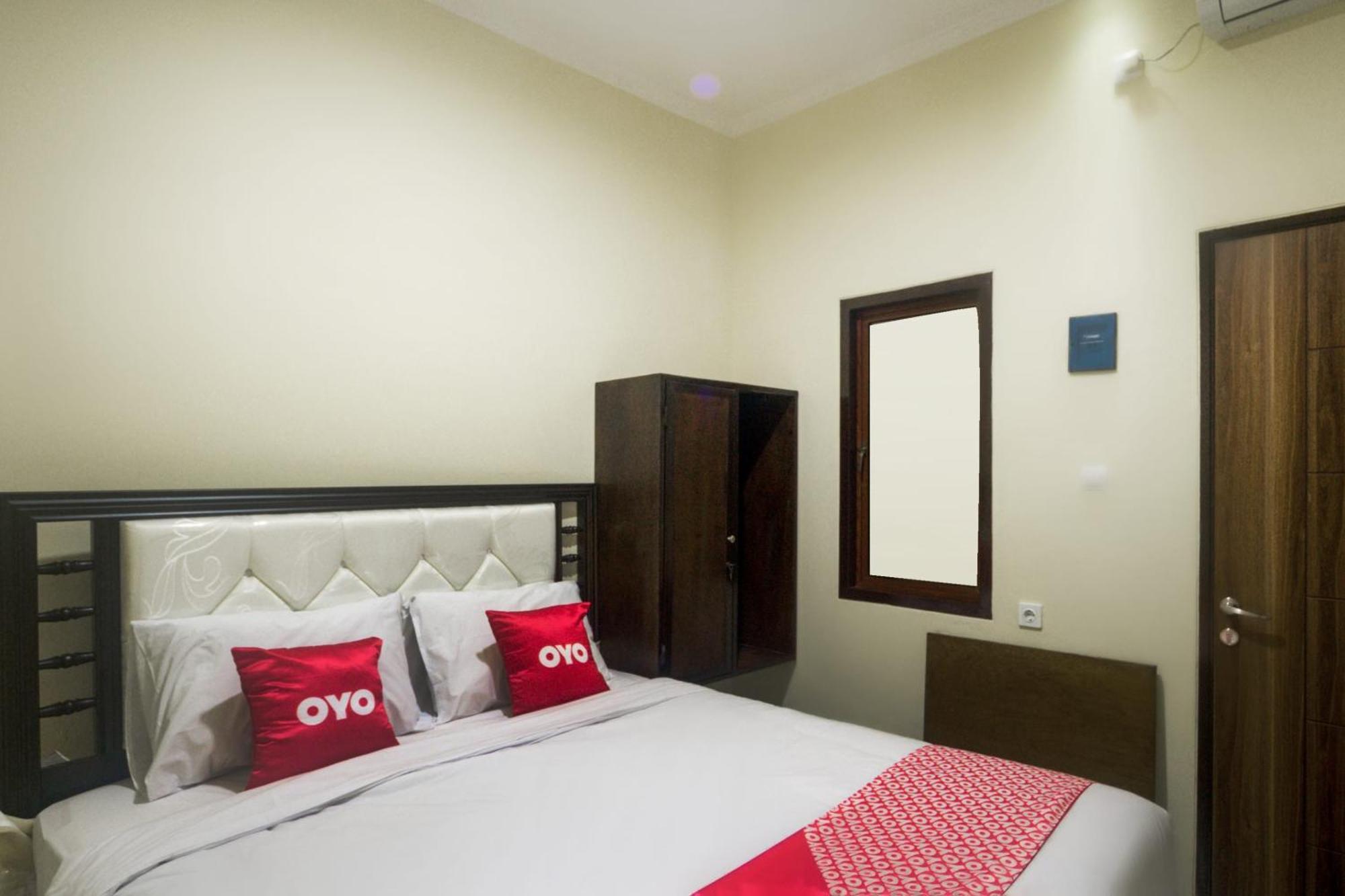 Super Oyo 3354 Homia Residence Mencil Экстерьер фото